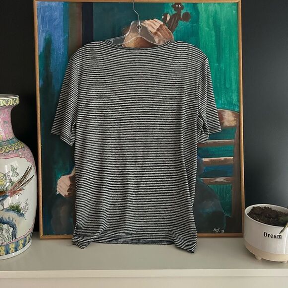 Banana Republic Gray and White Striped Top M - Picture 2 of 12